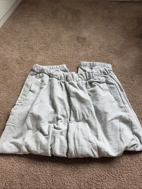 Aerie Elastic-Waist Gray Sweatpants